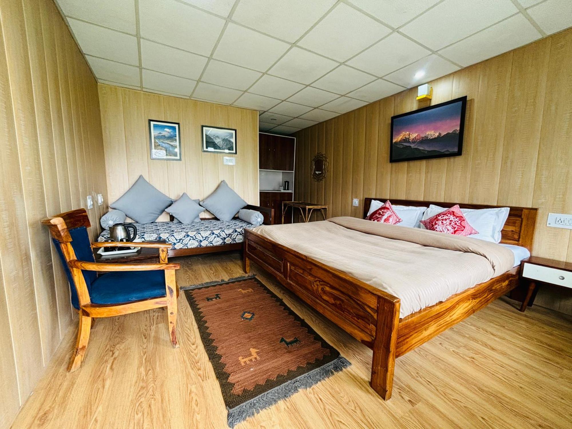 Himalayan High, Auli, By Himalayan Eco Lodges Joshīmath Kültér fotó